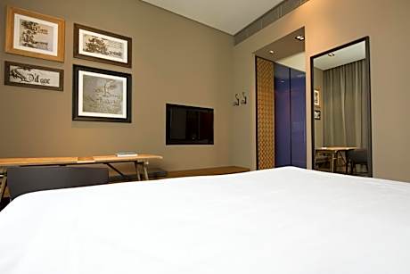 Classic Double or Twin Room