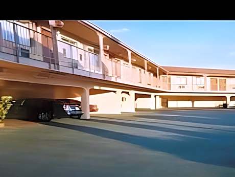 Budget Inn Motel