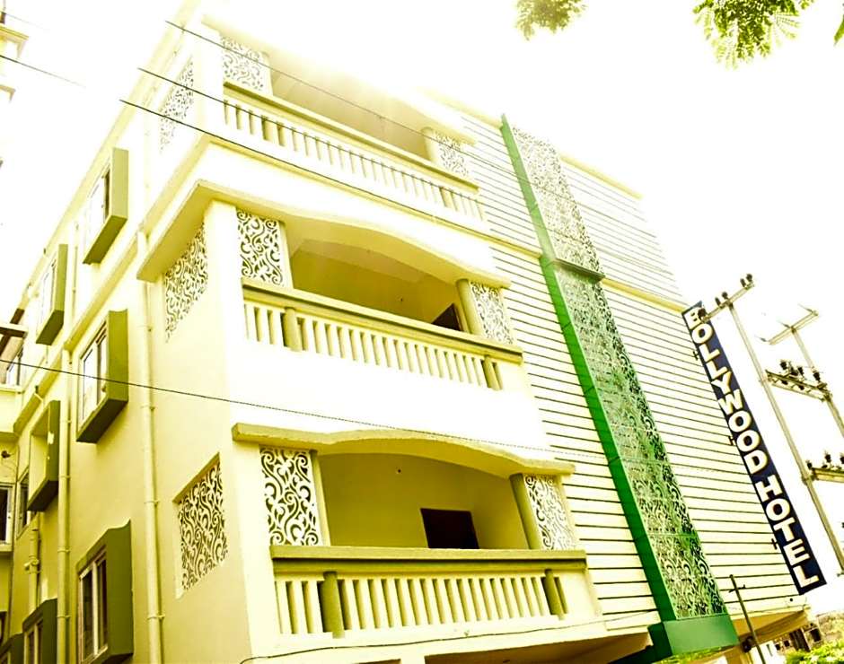 Goroomgo Effective Bollywood Hotels Bhubaneswar