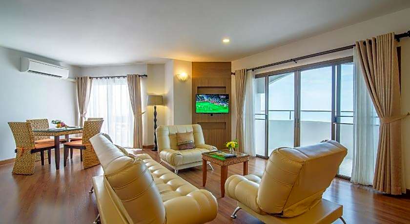 Golden Beach Cha-Am Hotel