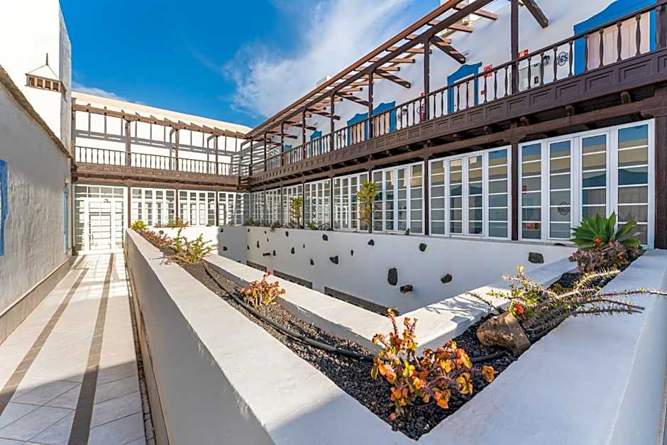 Hotel LIVVO Volcan Lanzarote