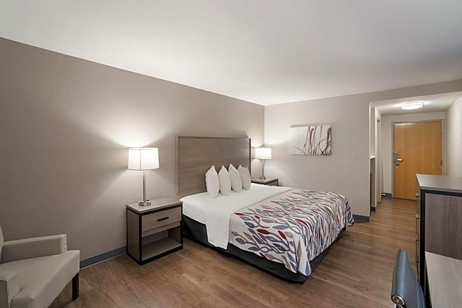 Red Roof Inn & Suites Carrollton, GA - West Georgia