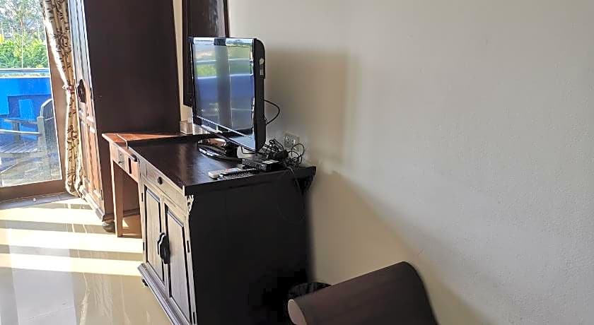 Baan Andaman Bed & Breakfast Hotel