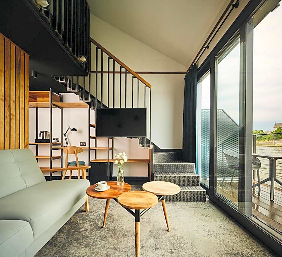 New Port - Hotel na Wile