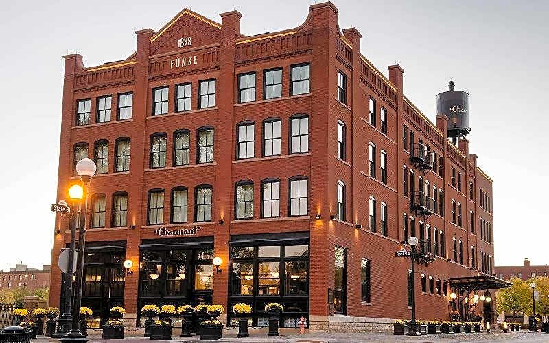 The Charmant Hotel