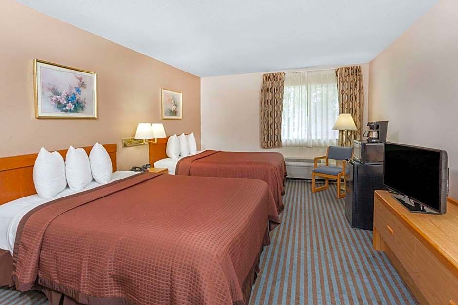 Days Inn by Wyndham Charleston