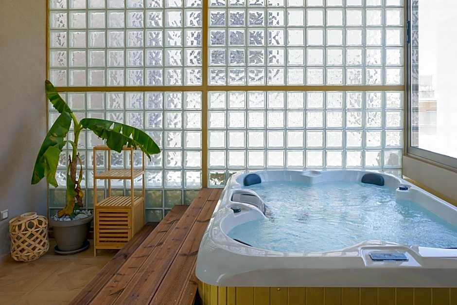 Royal Gold City Suites by Omilos Hotels