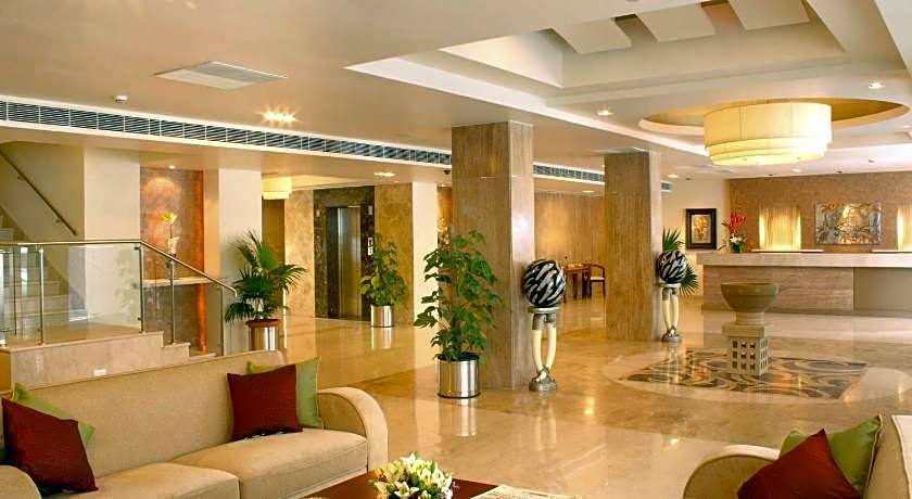 Hampshire Plaza Hotel