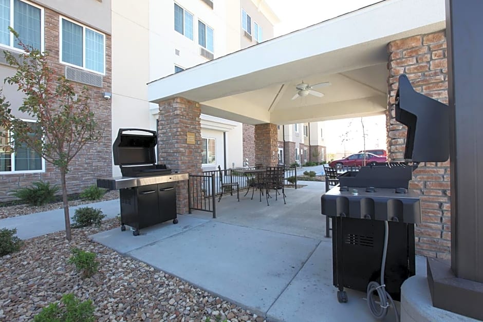 Candlewood Suites Columbia Hwy 63 & I-70, an IHG Hotel