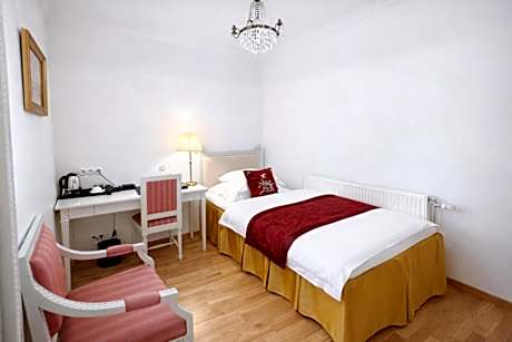 Economy Double Room without Window