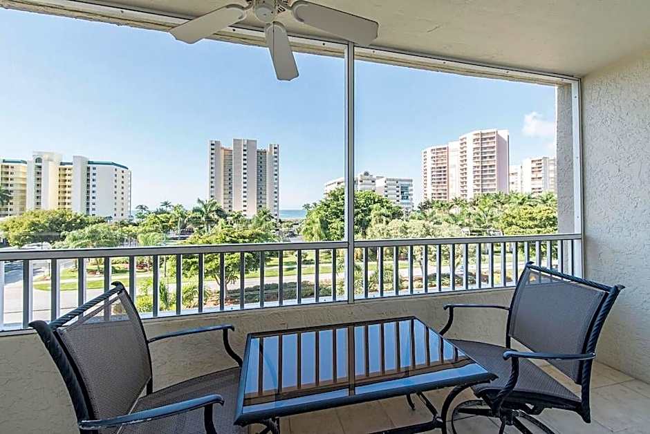 Marco Beach Vacation Suites