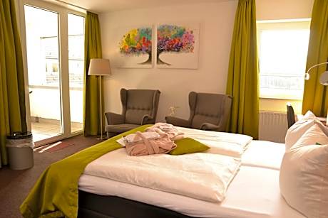 Wellness Suite with Balcony