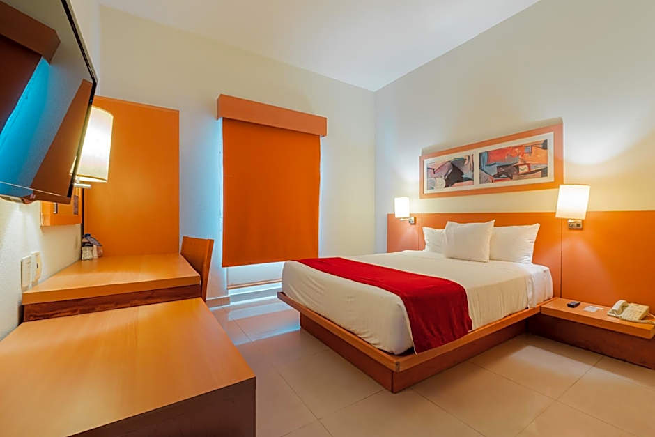 City Express by Marriott Mazatlán