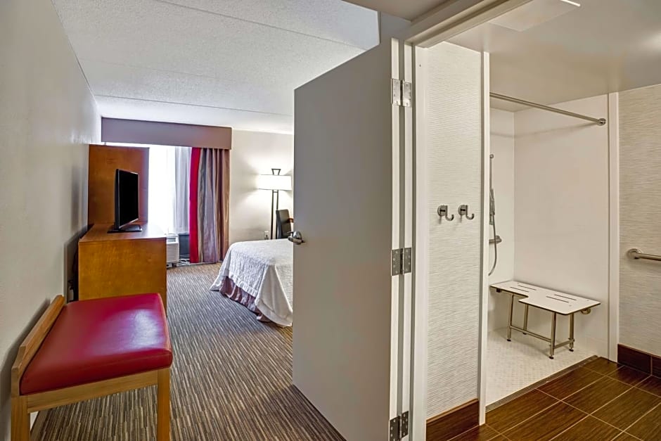 Hampton Inn Norfolk-Naval Base