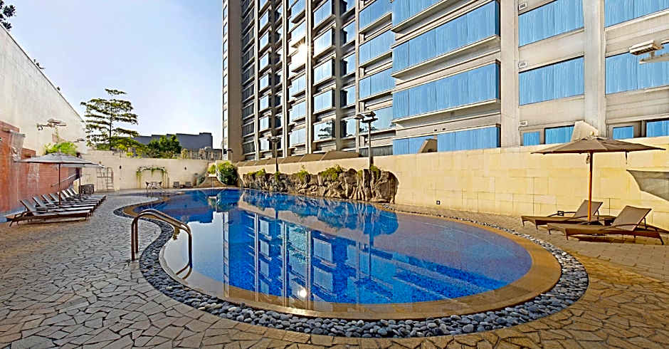 Harbour Plaza 8 Degrees