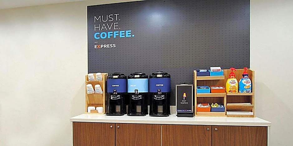 Holiday Inn Express and Suites Dahlonega - University Area By IHG