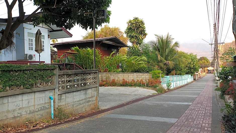 P.L.P Guesthouse - Mae Hong Son