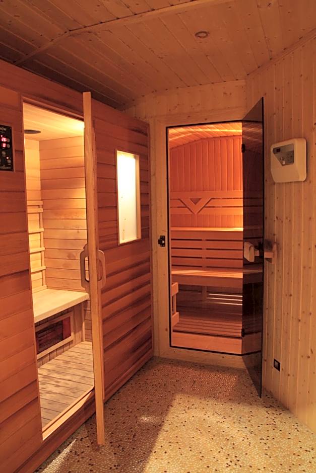 Cosmopolitan Hotel & Wellness