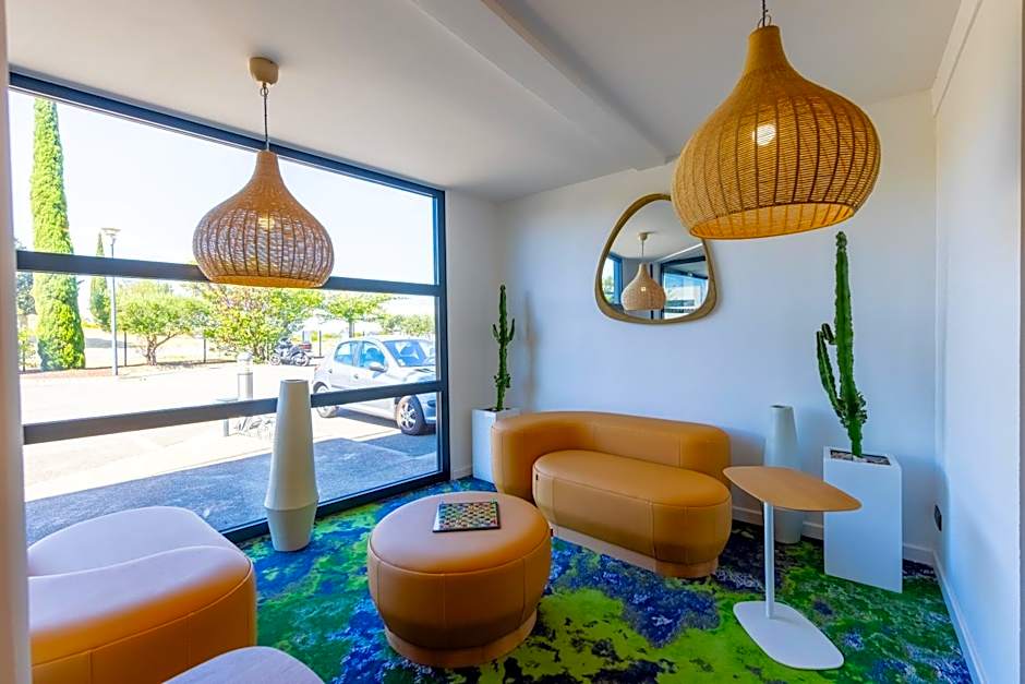 Hôtel Pont Rouge , Carcassonne