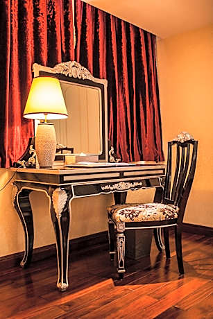 King Suite