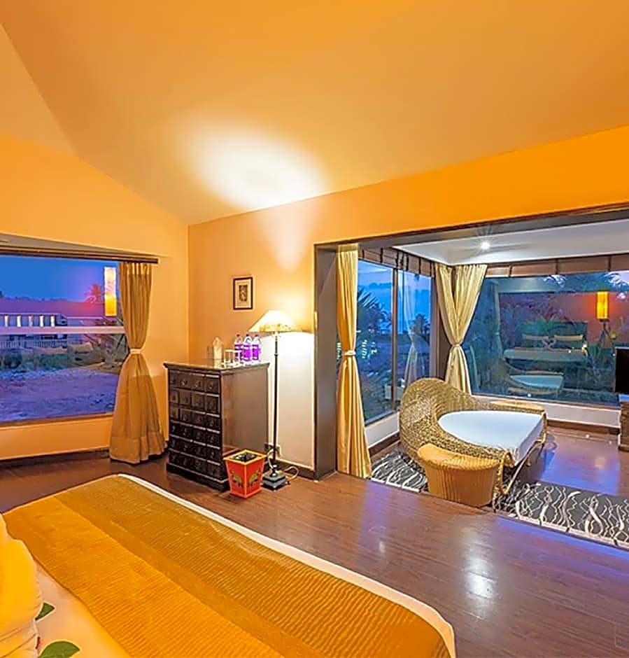 O Hotel Goa, Candolim Beach