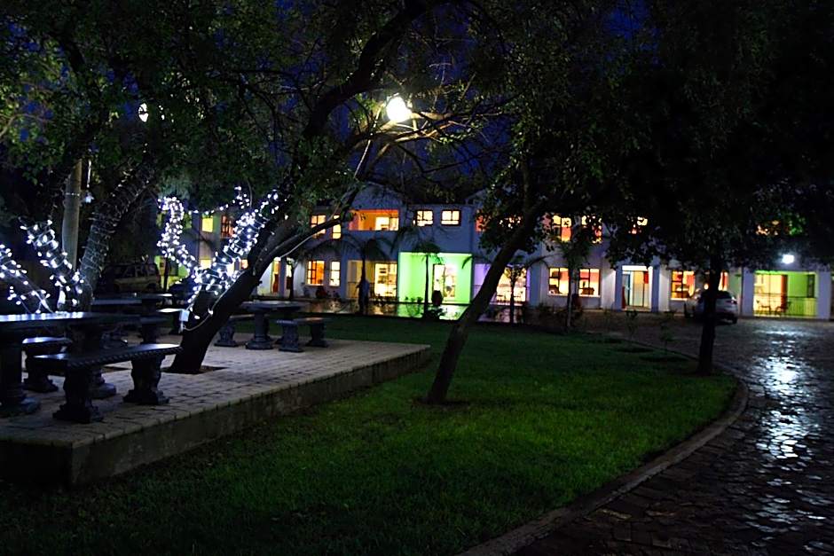 Casa Bianca Guest Lodge