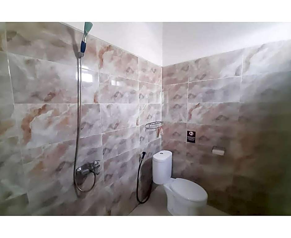 Wisma Brata 2 Mitra RedDoorz