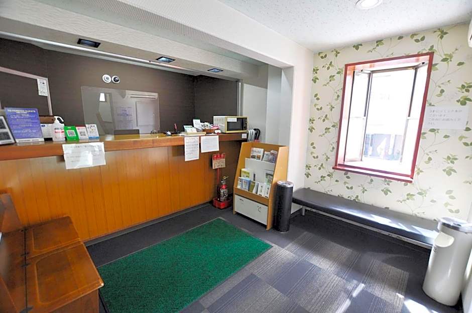 Futsukaichi Green Hotel