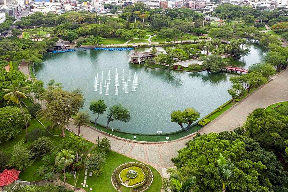 Holiday Inn Express Taichung Park By IHG