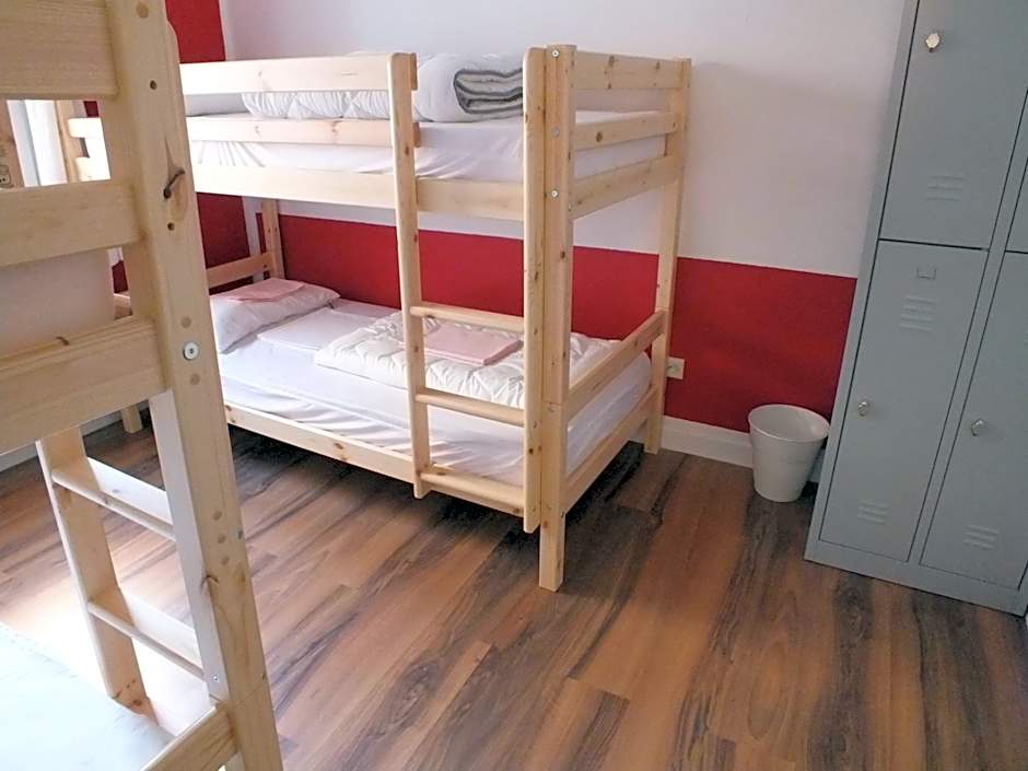 Hostel 45