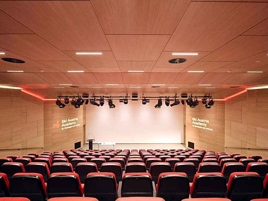 Hotel Ski Austria St.Christoph a.A.