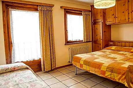 Double or Twin Room with Balcony