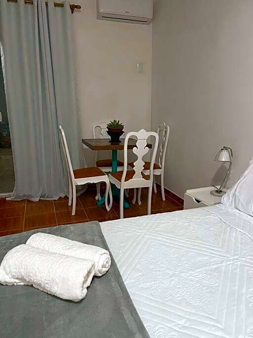 Casa com piscina em Piratininga