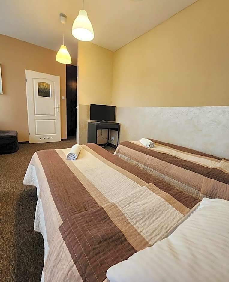 Hostel Zamość - pokoje gościnne - bezpłatny parking