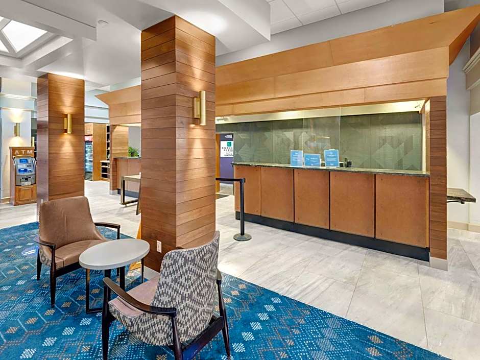 Embassy Suites By Hilton Hotel Oklahoma City-Will Rogers Airport