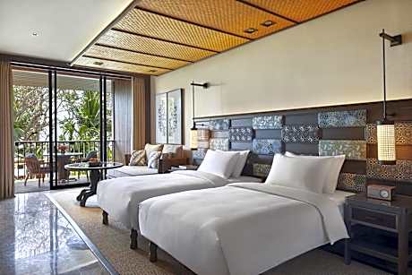 Deluxe Double or Twin Room with Ocean View