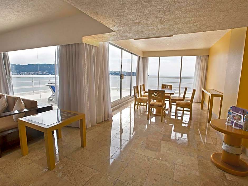 HS HOTSSON Hotel Acapulco