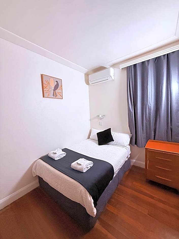 Coonalpyn Hotel