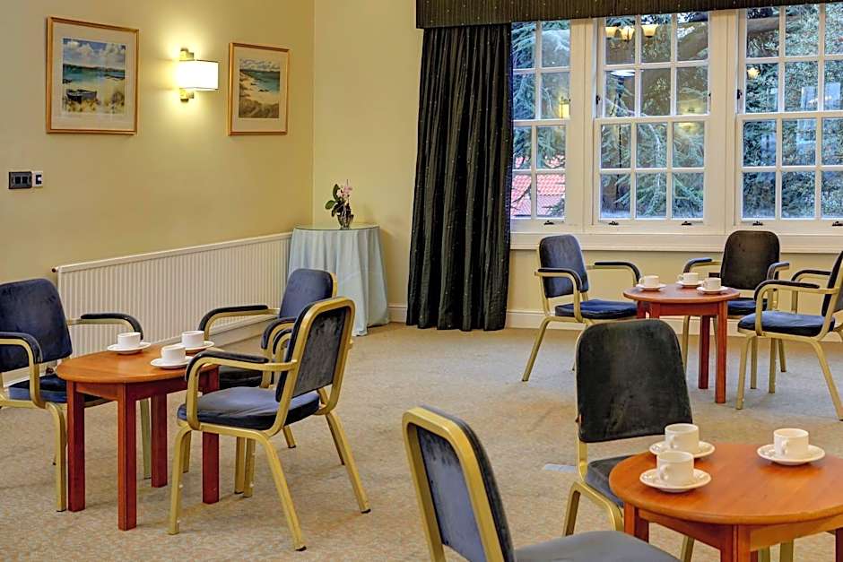 Best Western King'S Manor Hotel