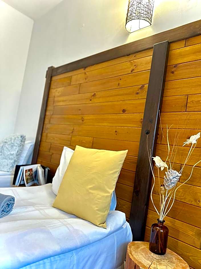 Red House Family house