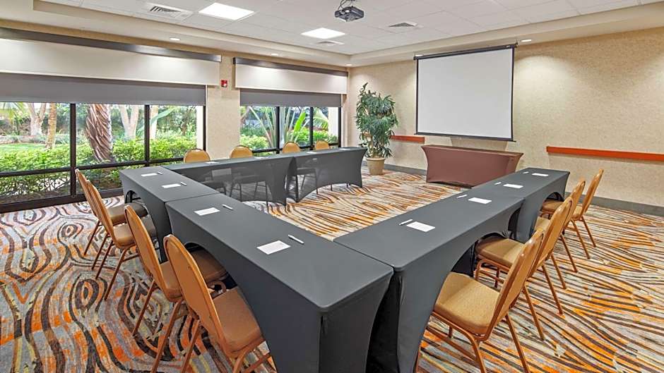 Best Western Plus Kendall Hotel & Suites