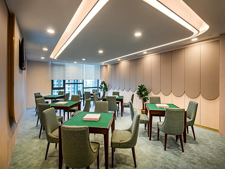 Sunway Sanctuary - Seniors Hotel & Residences