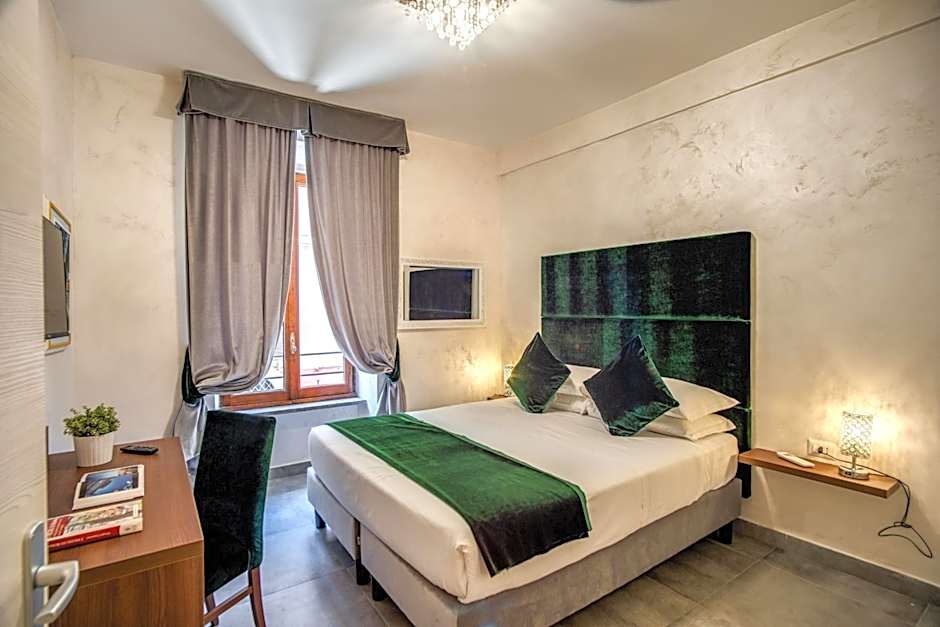Tritone Top House
