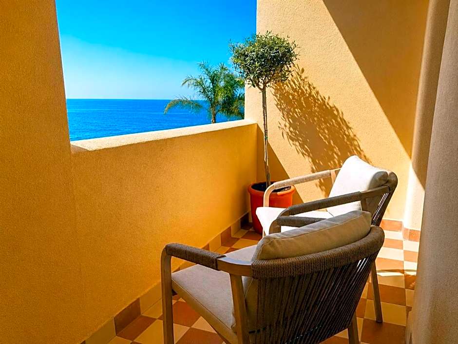 Beach Hotel Terracotta