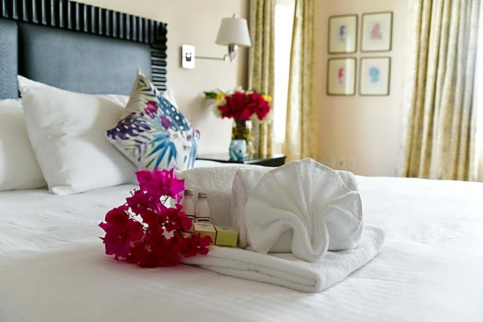 Princess Heights Luxury Condo Hotel