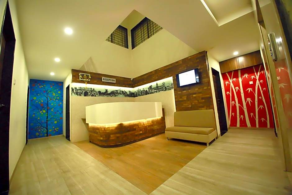 Hotel Madhuri Executive