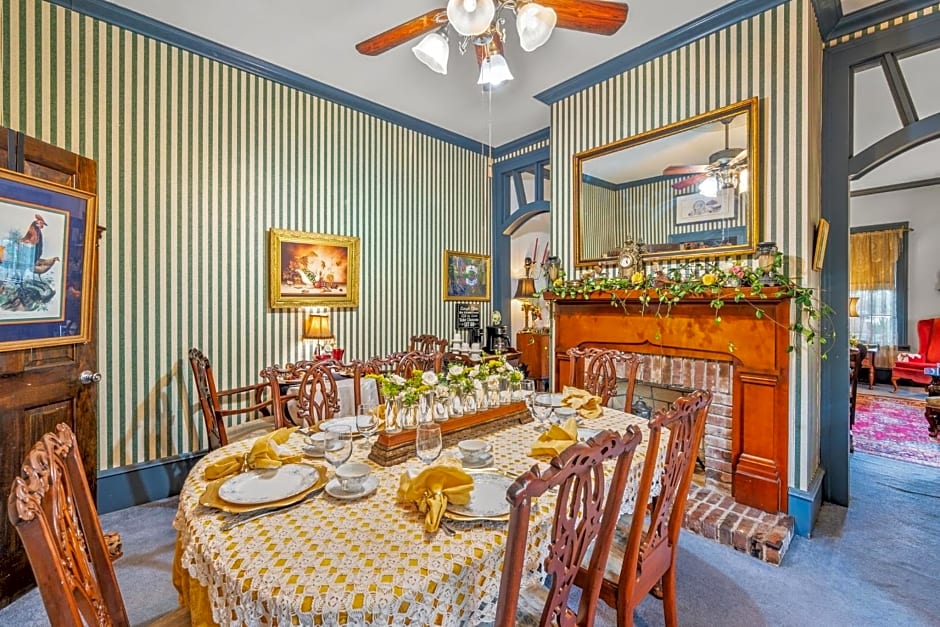 Goodbread House Bed and Breakfast