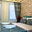 Sayina Hotel