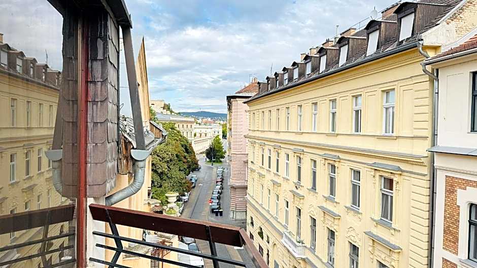 Hotel Orion Várkert