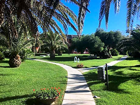 Cala Rosa Club Hotel